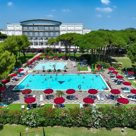 Il Tridente Hotel 비비오네 외부 사진