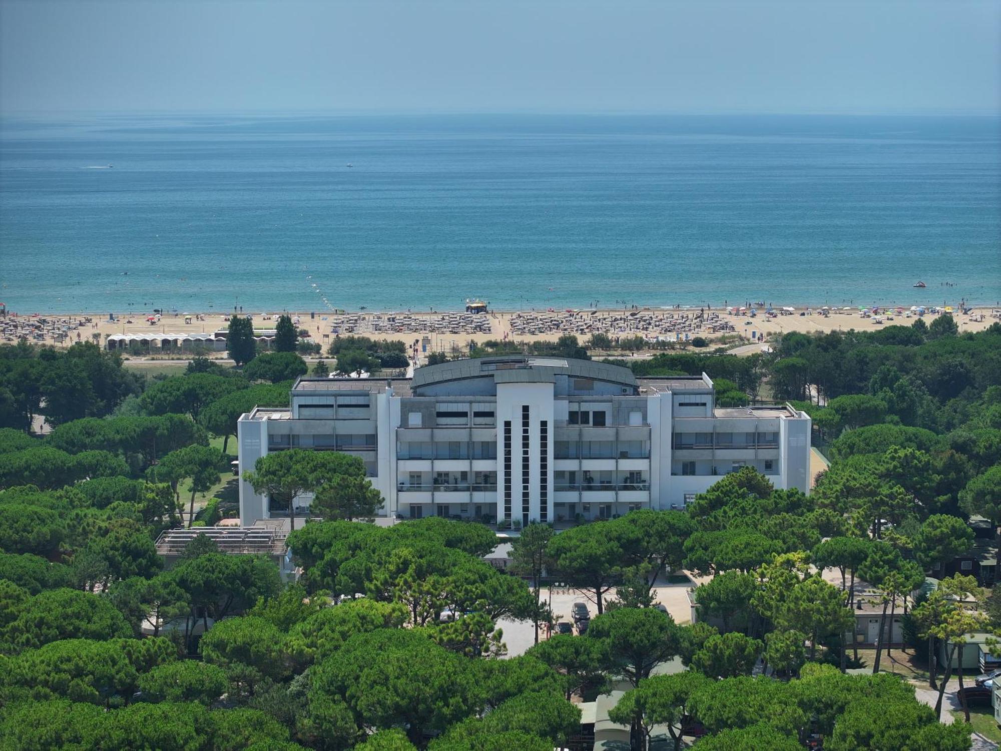 Il Tridente Hotel 비비오네 외부 사진