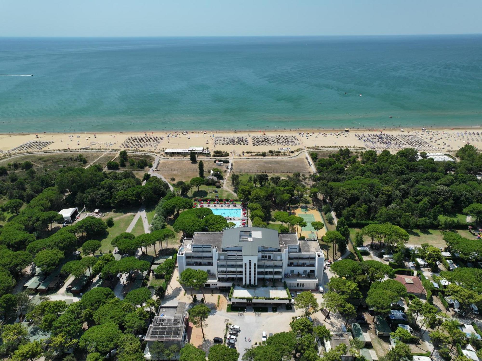 Il Tridente Hotel 비비오네 외부 사진