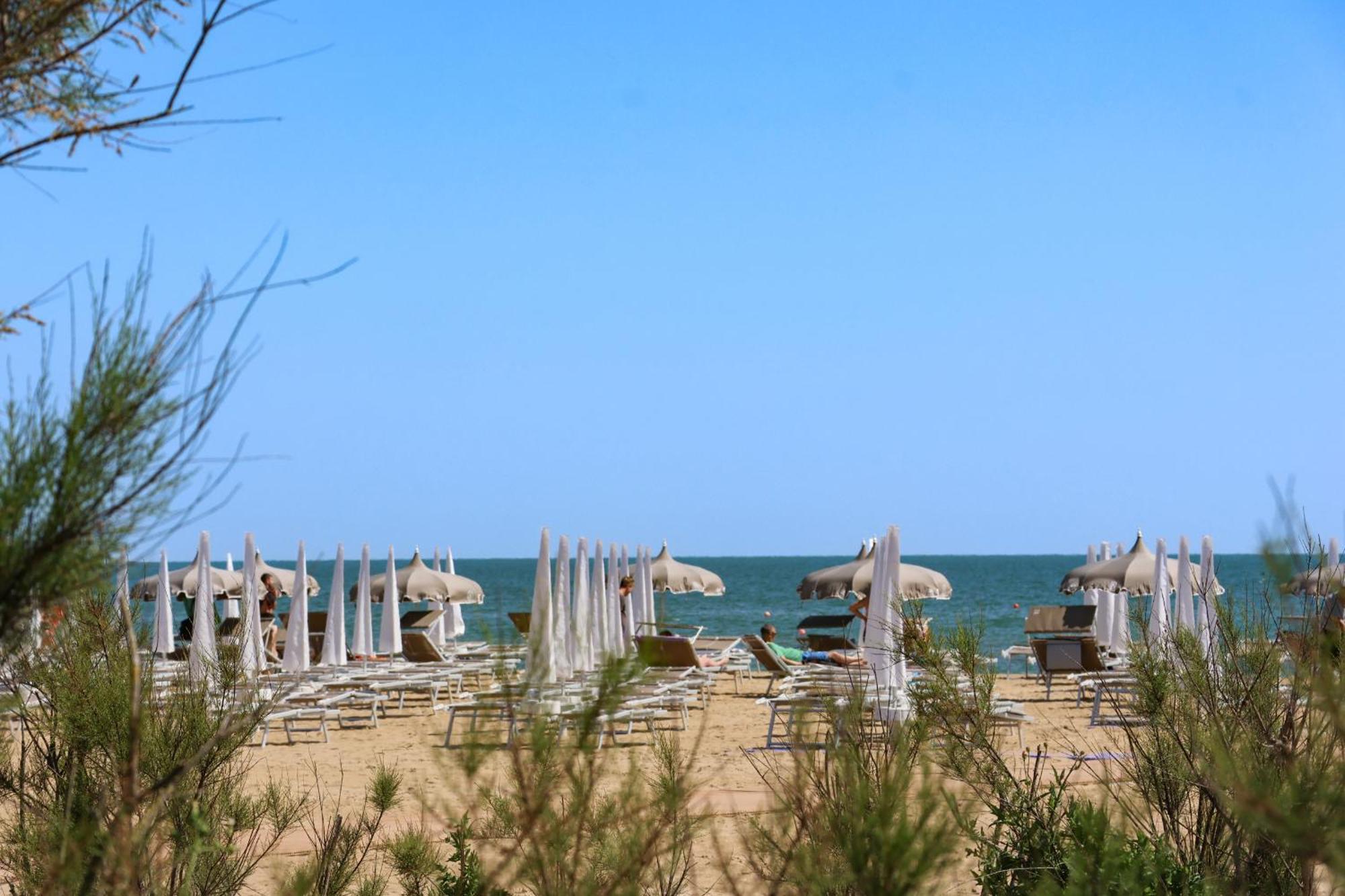 Il Tridente Hotel 비비오네 외부 사진