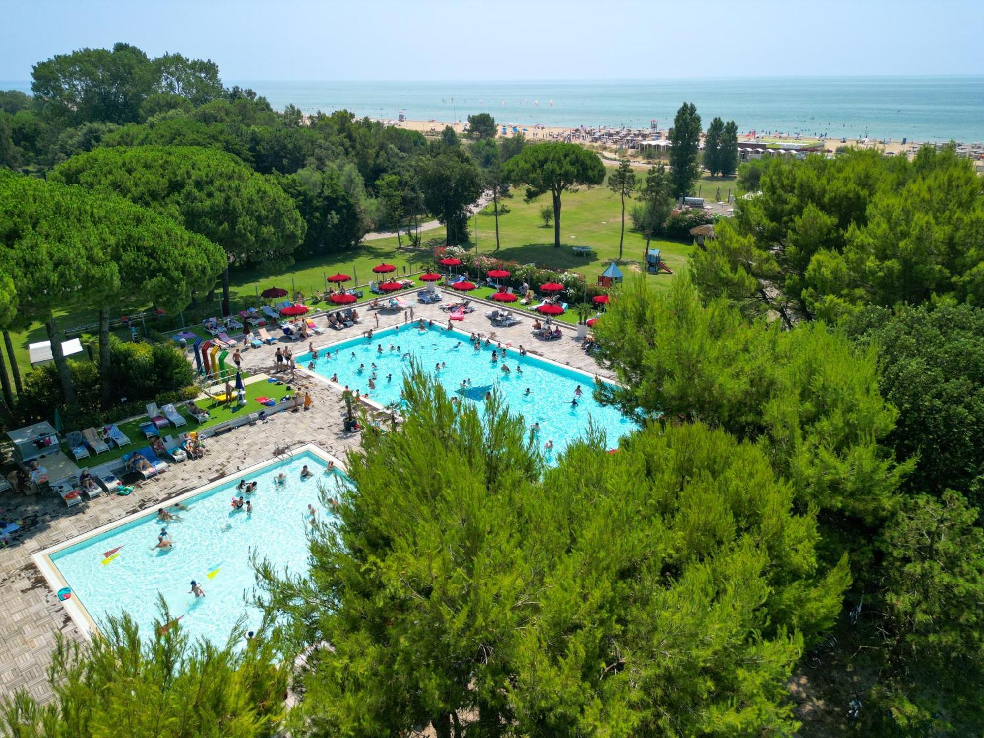 Il Tridente Hotel 비비오네 외부 사진