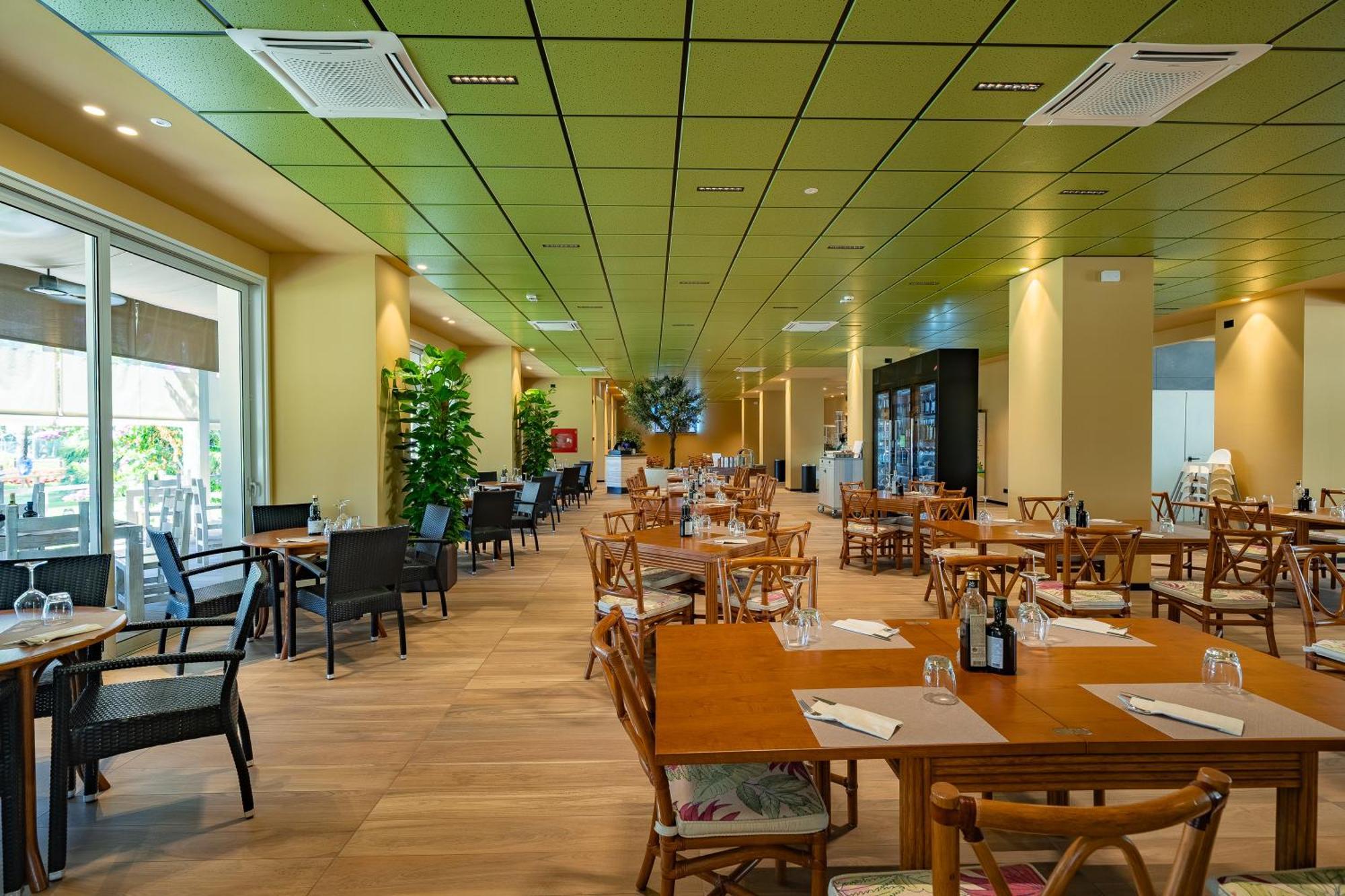 Il Tridente Hotel 비비오네 외부 사진